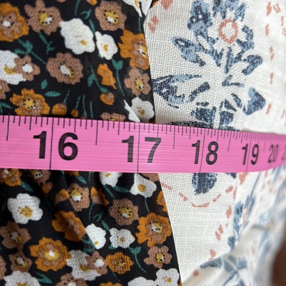 Fashion Union Mini Smock Dress in Retro Floral Organza - Picture 11 of 11